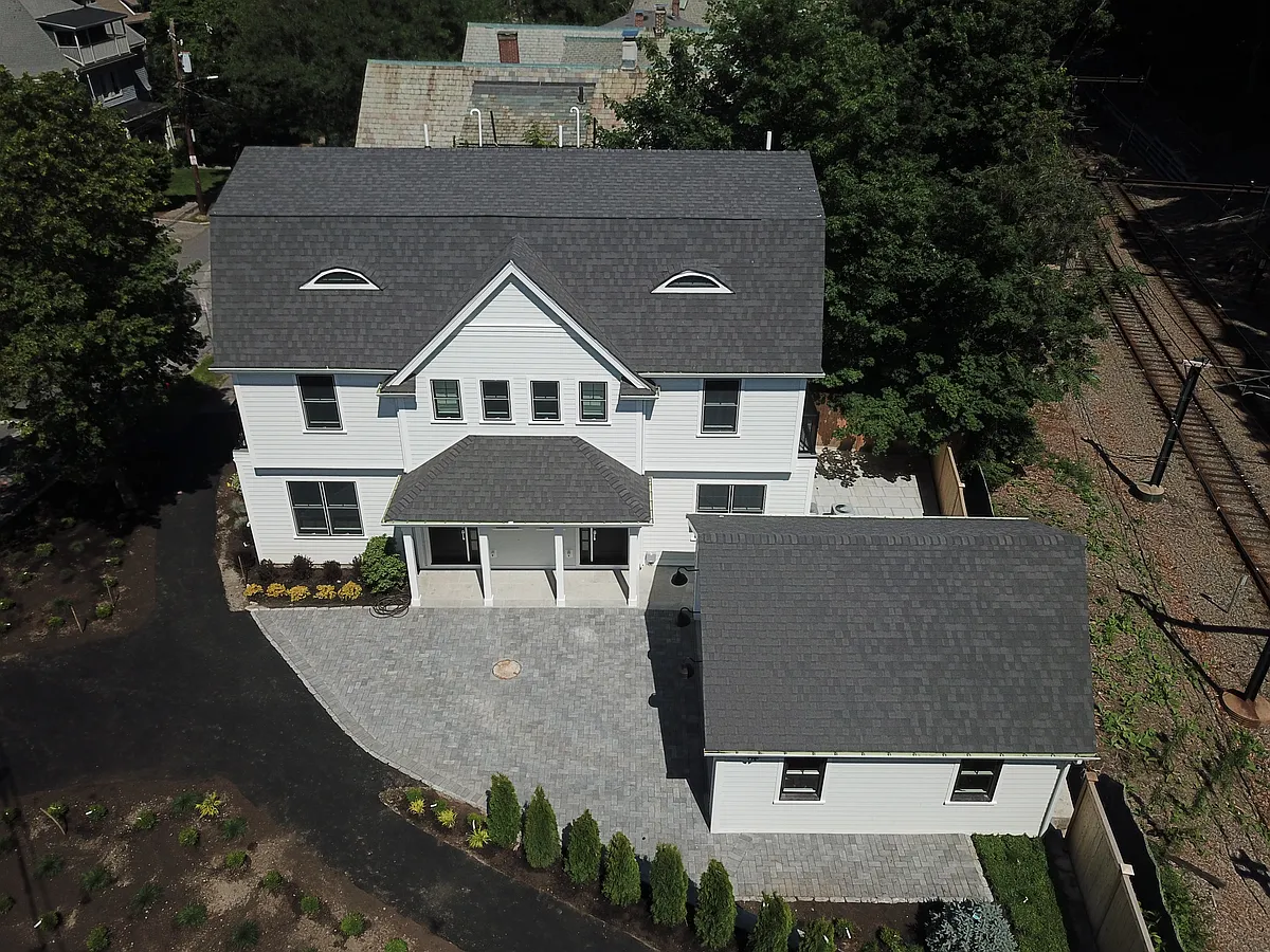 Building Photo - 101 Sumner Rd
