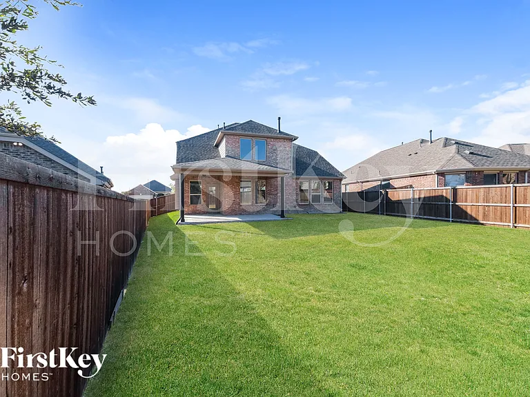 1208 Caney Creek Ln — Photo 15