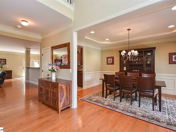 4th image of 116 Creek Shoals Dr