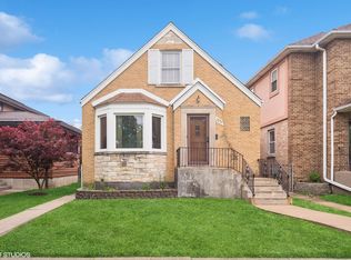 3737 N Cumberland Ave, Chicago, IL