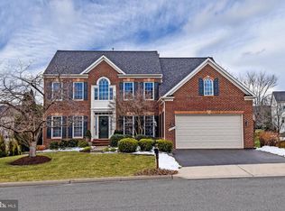 42817 Forest Spring Dr, Leesburg, VA 20176