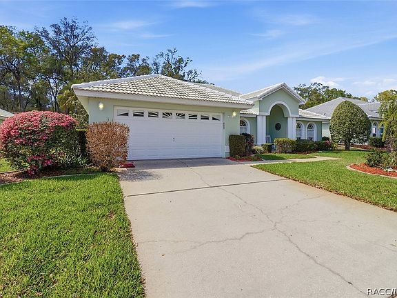 3rd image of 721 Inverie Dr