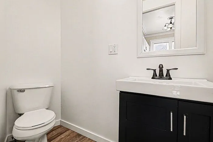 2066 River St #5 — Photo 5