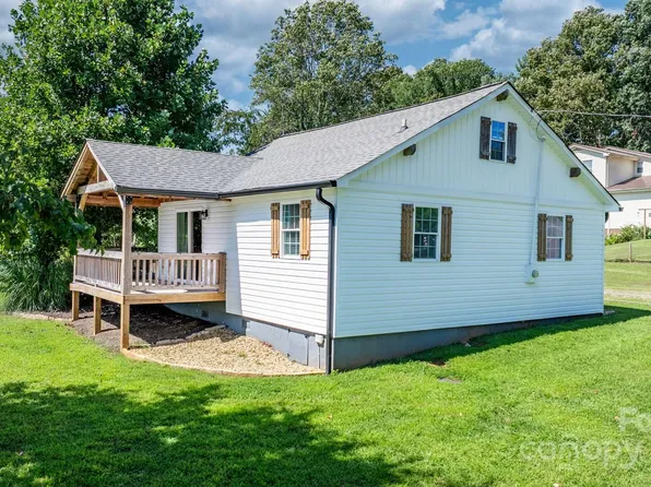 4921 McCall Town Rd, Granite Falls, NC 28630