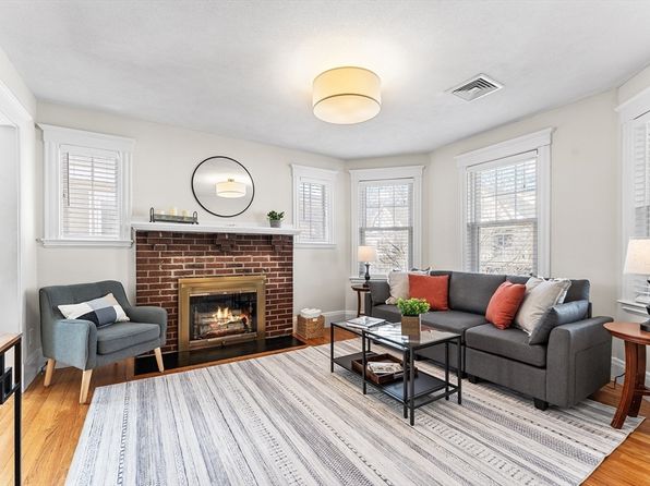 51 Kenmere Rd #51, Medford, MA 02155
