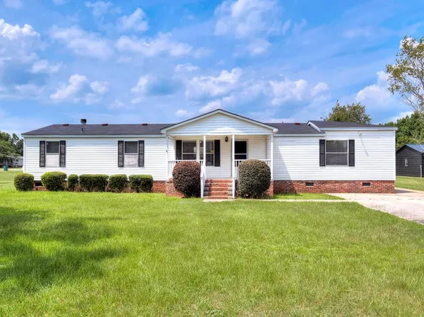 4135 Camden Hwy, Dalzell, SC 29040