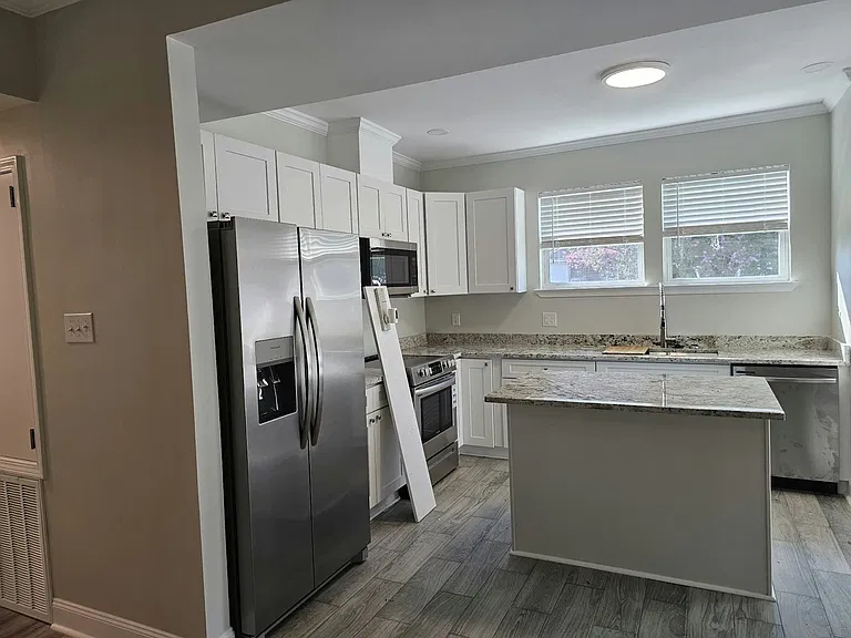 8709 Apricot St — Photo 6