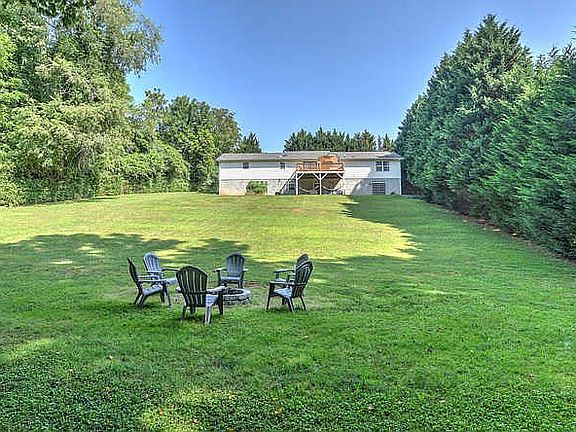 Amazing private back yard