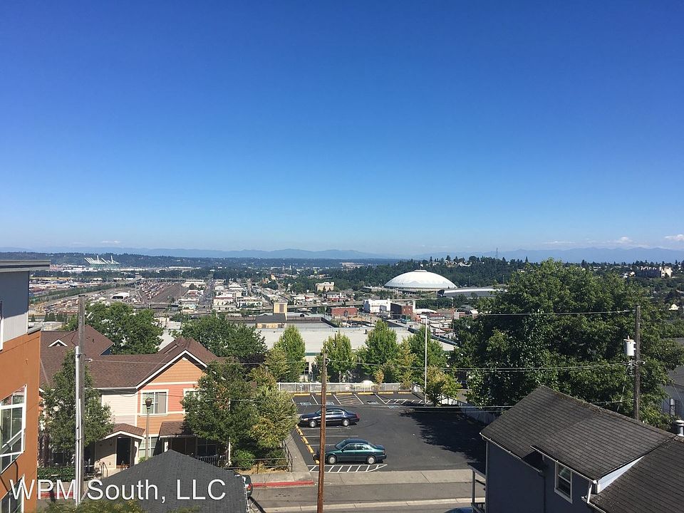 1st image of 2357 Yakima Ave