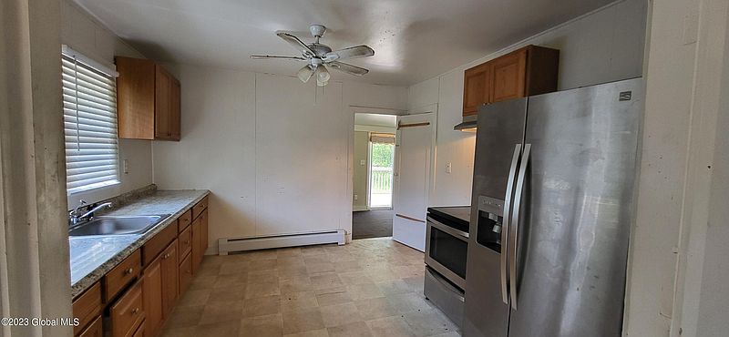 3rd image of 2 STARR Road