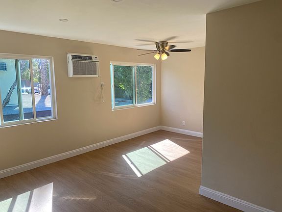 3rd image of 321 Milford St #4