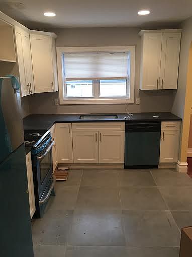 1st image of 1679 E 55th St