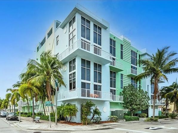 108 Lake Ave APT 401