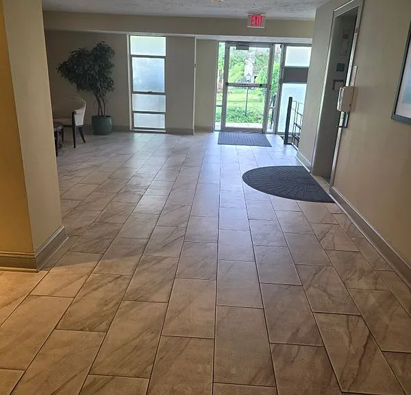 7420 Lakeview Dr #W103 — Photo 4