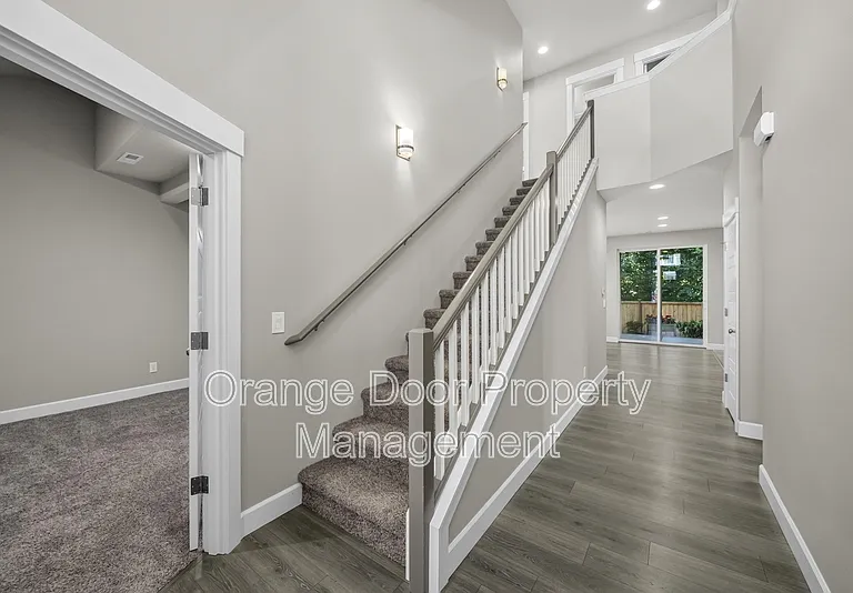 18311 SE 248th St — Photo 25