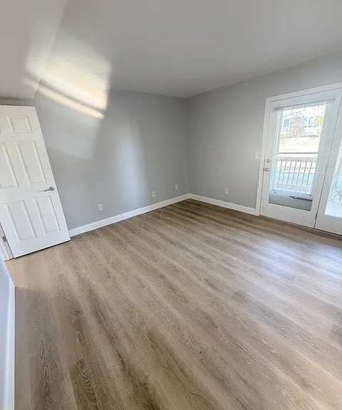 101 King Dr — Photo 18