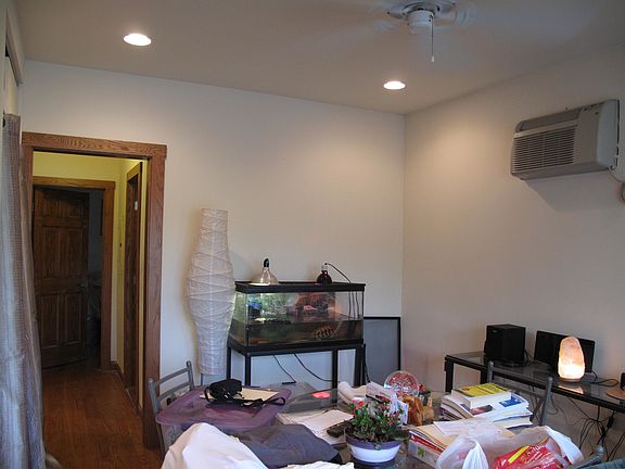 4th image of 3331 W Berteau Ave APT 2B
