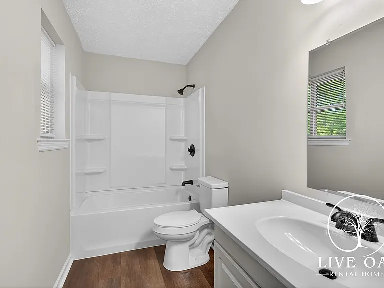 623 Georgia Ave — Photo 20
