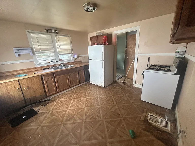 123 Cady St #1 — Photo 7