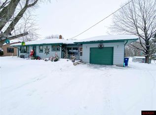 1007 Ely Ave, Gibbon, MN 55335