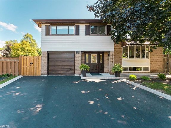 3rd image of 1319 Sherwood Ct