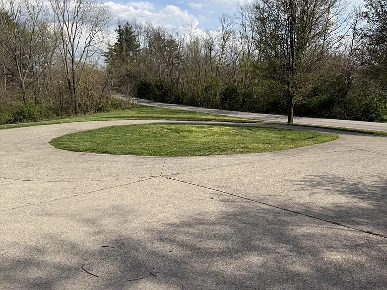 110 Pineur Rd — Photo 50