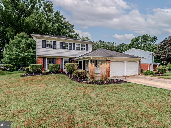 14 Candate Ct, Newark, DE 19711