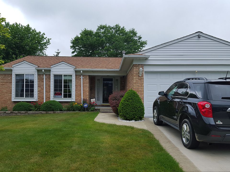 1st image of 471 Ashley Dr