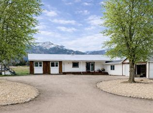 611 Old Corvallis Rd, Corvallis, MT 59828