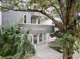 601 W Mercer Pl APT 401, Seattle, WA 98119