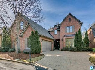 3905 Westminster Ln, Vestavia, AL 35243