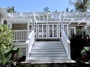 140 N Canyon View Dr, Los Angeles, CA 90049