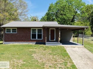63 Davis Rd, Chatham, VA 24531