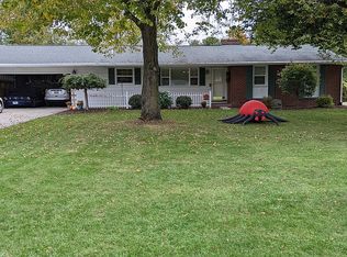 614 Briar Ave NE, North Canton, OH 44720