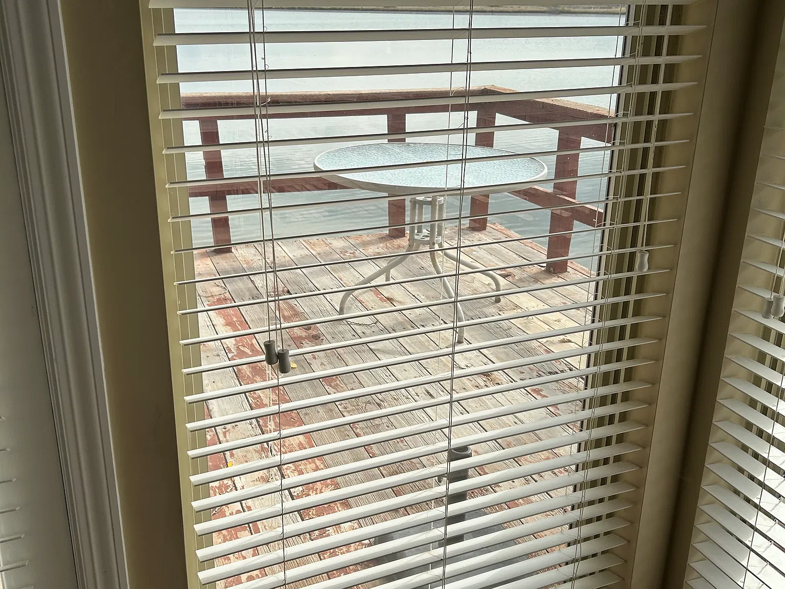 2 bed, 1100 sqft, $1,800 — Photo 2
