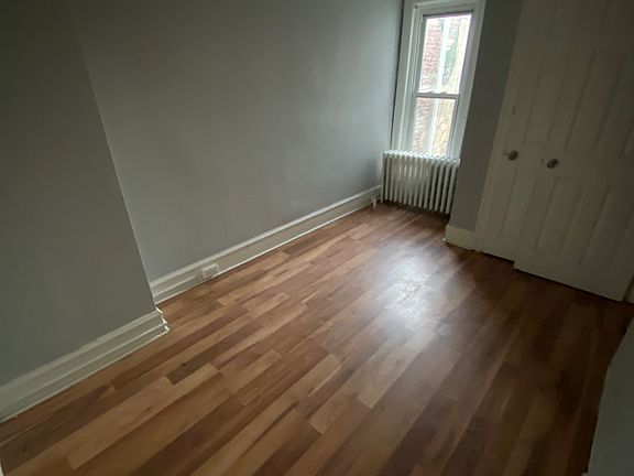 4th image of 5815 N Woodstock St