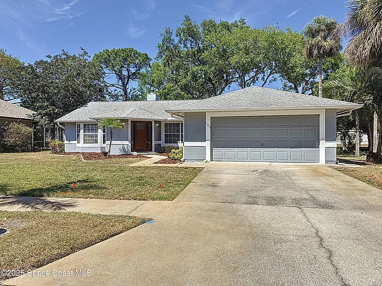 101 Cove Loop Dr — Photo 1