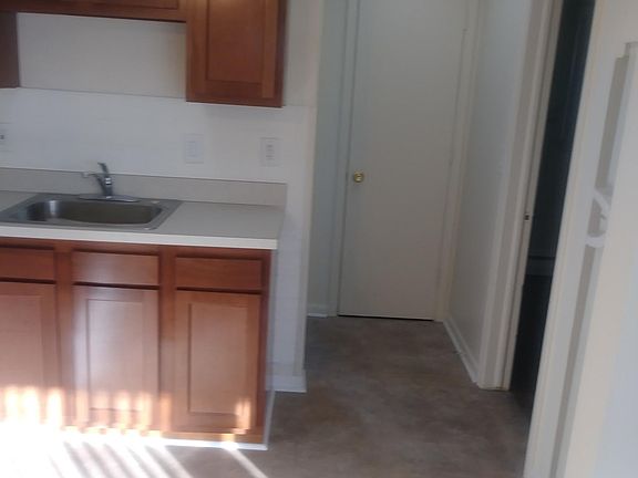 2nd image of 2644 Galpin Ave