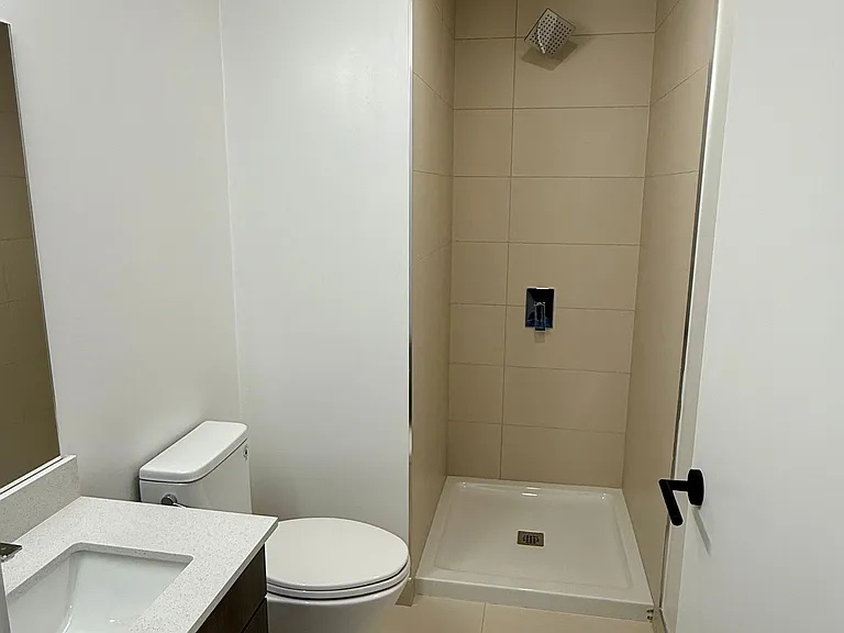 758 Dovercourt Rd #310 — Photo 8