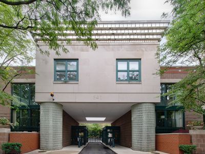 641 W Willow St APT 115, Chicago, IL, 60614