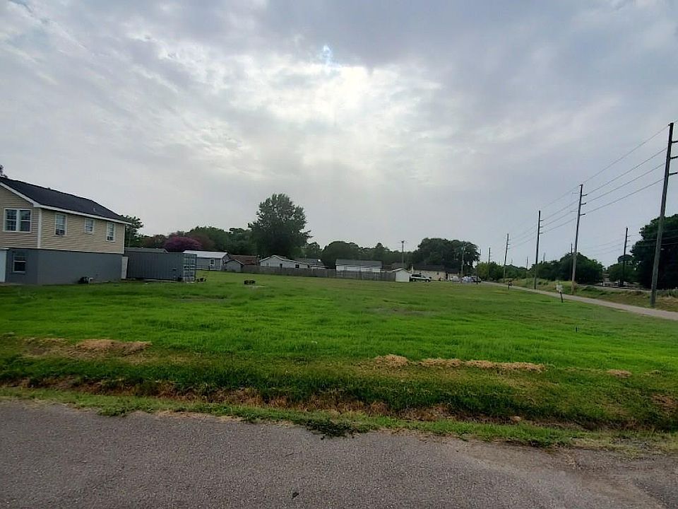 1st image of Barreca St