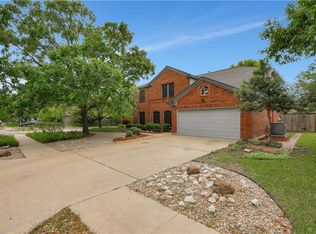 801 Cactus Bend Dr, Pflugerville, TX 78660