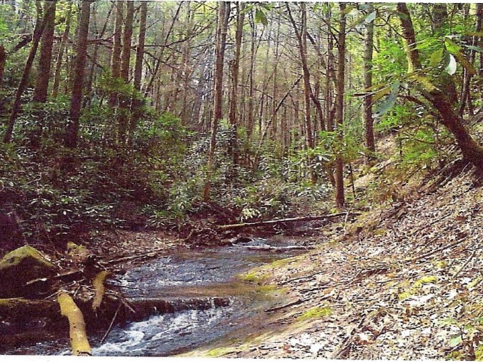 2nd image of 72 Lookout Ridge Rd