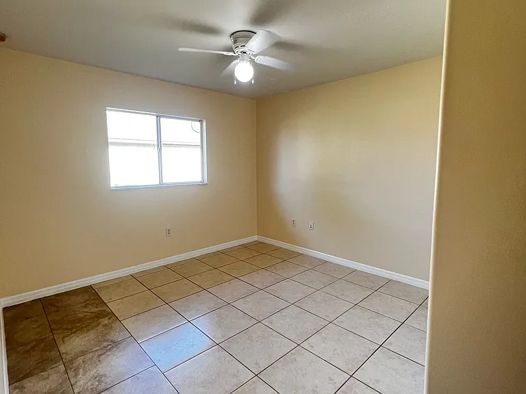 624 Hancock Bridge Pkwy #1 — Photo 8