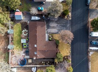 20290 Parr Ln, Bend, OR 97702