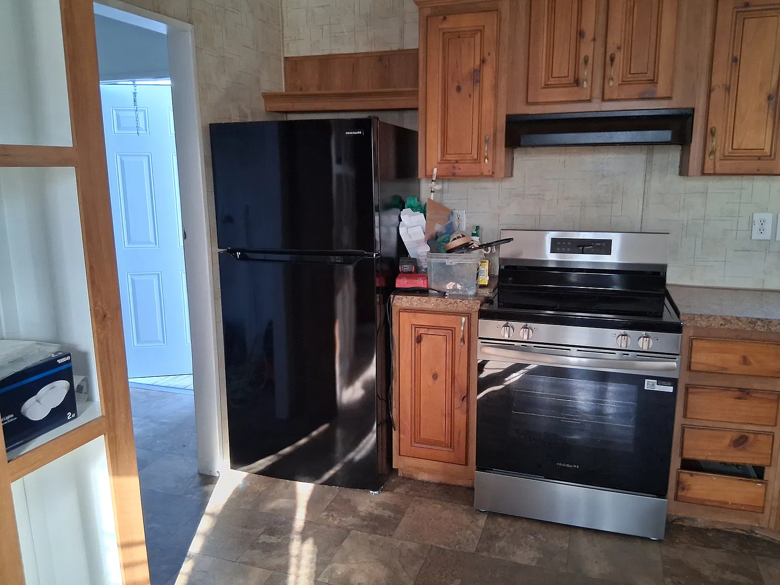 340 Clara St — Photo 1
