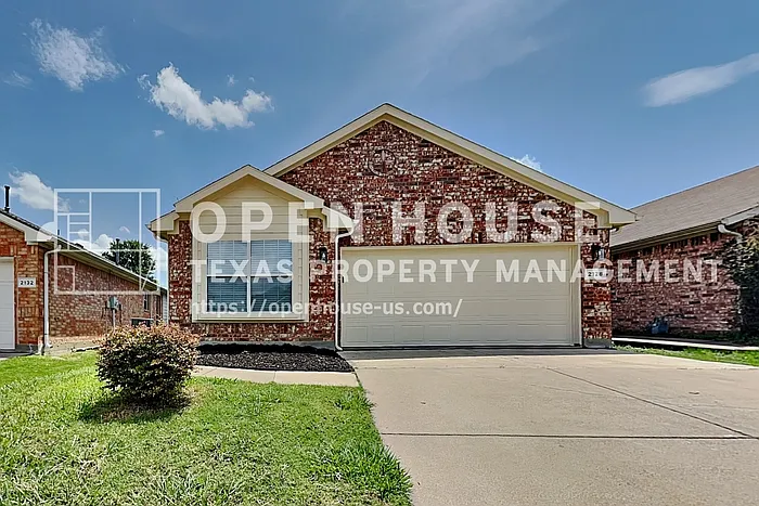 2128 Ingrid Ln — Photo 1