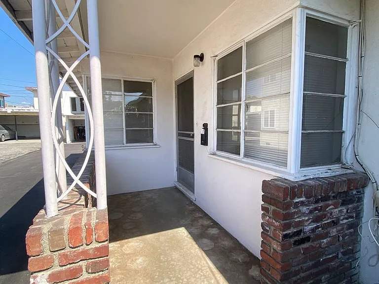 5712 N Charlotte Ave — Photo 22