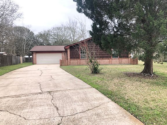 2nd image of 3904 Sussex Ct