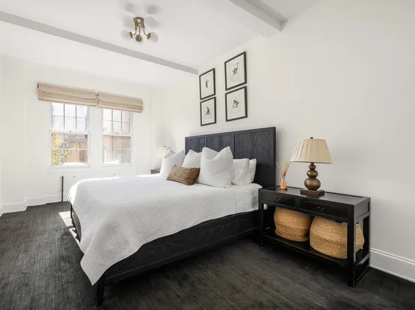 39 Fifth Avenue 6C image 3 of 6